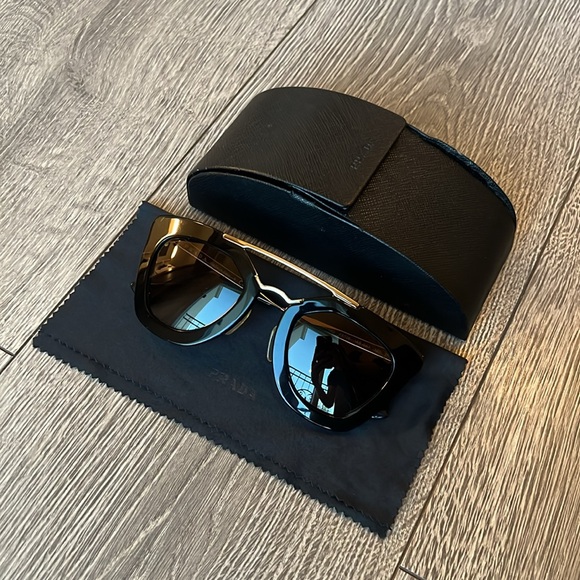 PRADA Cinema Bridge Cat-Eye Sunglasses - Picture 3 of 16